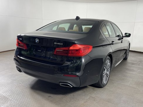 Used 2018 BMW 540i xDrive image 7