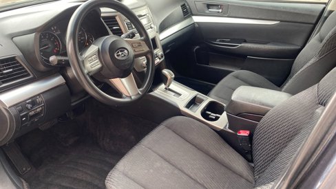 Used 2011 Subaru Outback 2.5i image 10