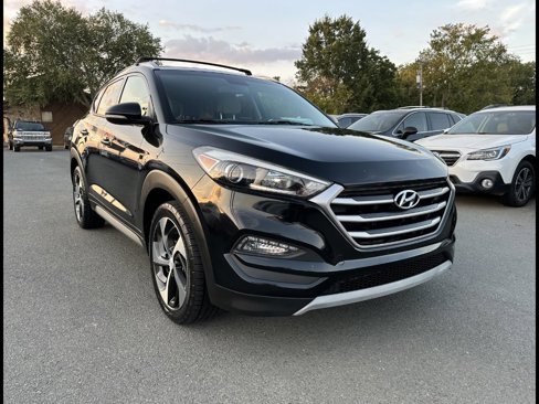 Used 2017 Hyundai Tucson Sport image 1