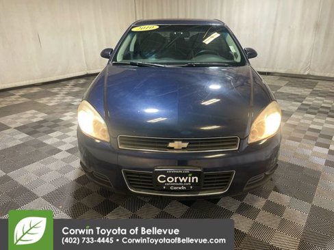 Used 2010 Chevrolet Impala LT w/ Convenience Package image 3