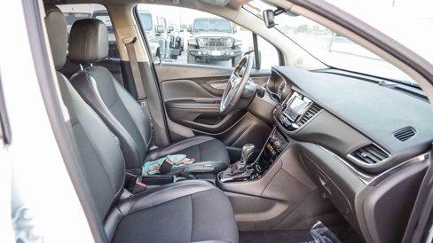 Used 2022 Buick Encore Preferred w/ Safety Package image 17