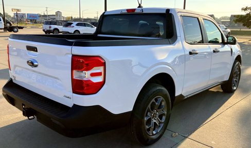 Certified 2022 Ford Maverick XLT w/ Equipment Group 300A Standard image 5