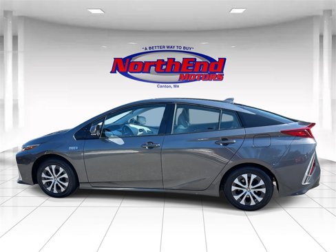 Used 2020 Toyota Prius Prime XLE image 7