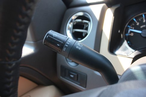 Used 2012 Ford F150 XLT w/ XLT Chrome Pkg image 15