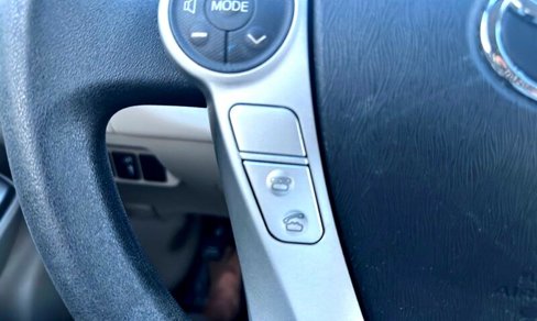 Used 2012 Toyota Prius V Two image 25