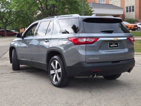 Used 2018 Chevrolet Traverse LT image 16
