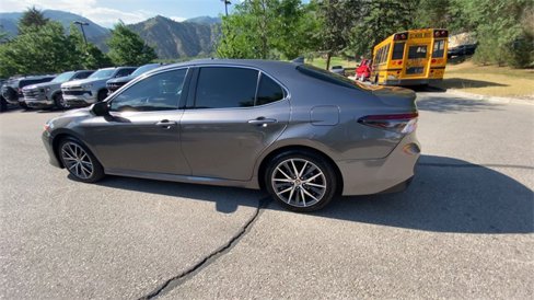 Used 2024 Toyota Camry XLE image 6