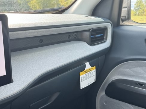 New 2025 Ford Maverick XLT image 18