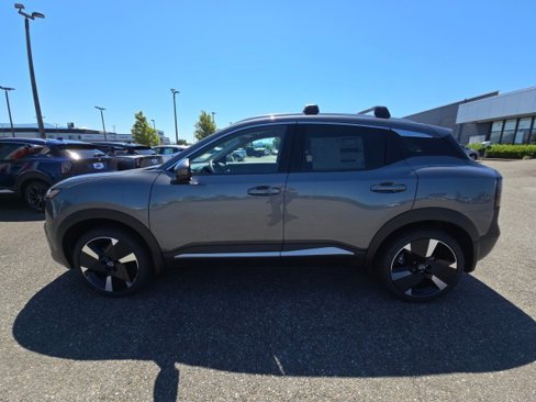 New 2025 Nissan Kicks SR image 7
