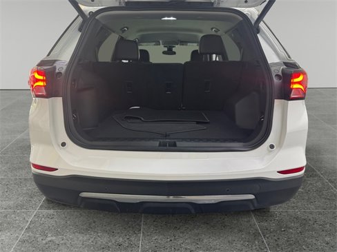 Used 2022 Chevrolet Equinox Premier image 20