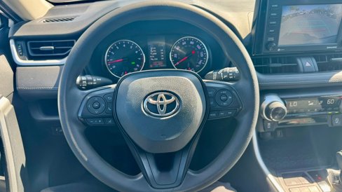 Used 2021 Toyota RAV4 XLE image 28