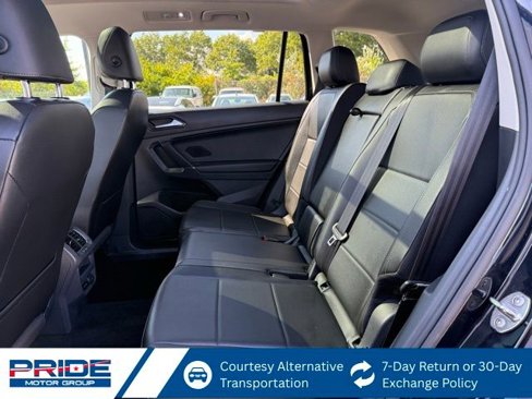 Used 2018 Volkswagen Tiguan SEL image 14