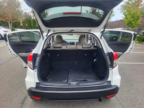 Used 2022 Honda HR-V EX image 9