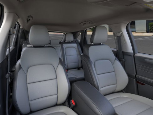 New 2025 Ford Escape SE w/ Class II Trailer Tow Package image 10