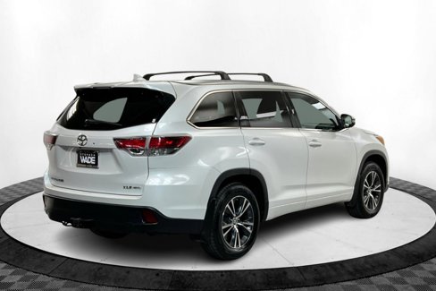 Used 2016 Toyota Highlander XLE image 6