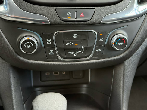 Used 2023 Chevrolet Equinox LT image 19