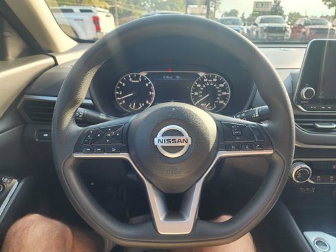 Used 2021 Nissan Altima 2.5 SV image 20