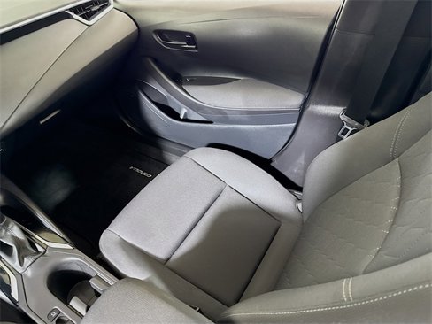 Used 2024 Toyota Corolla LE image 20