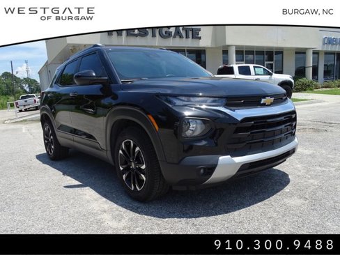 Used 2022 Chevrolet TrailBlazer LT image 2