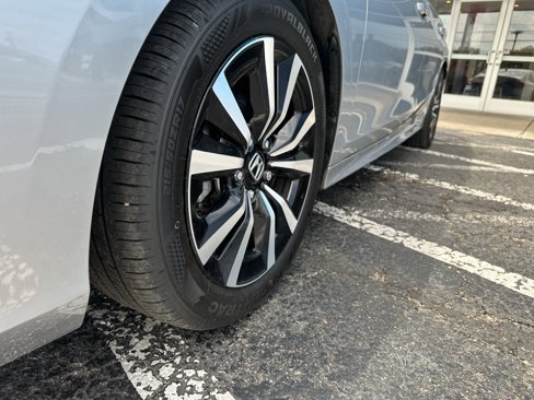 Used 2022 Honda Civic EX image 9
