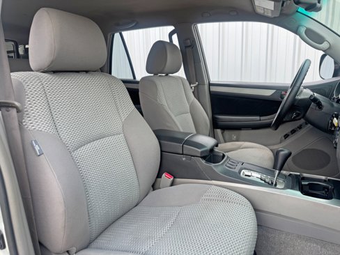 Used 2008 Toyota 4Runner SR5 image 28