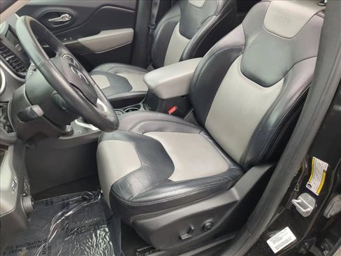 Used 2014 Jeep Cherokee Limited image 16
