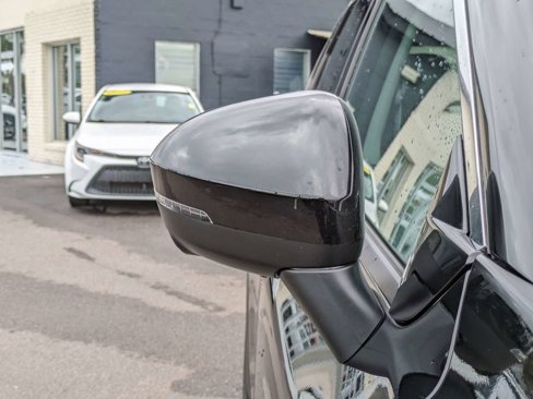 Used 2023 Nissan Rogue SL w/ SL Premium Package image 10