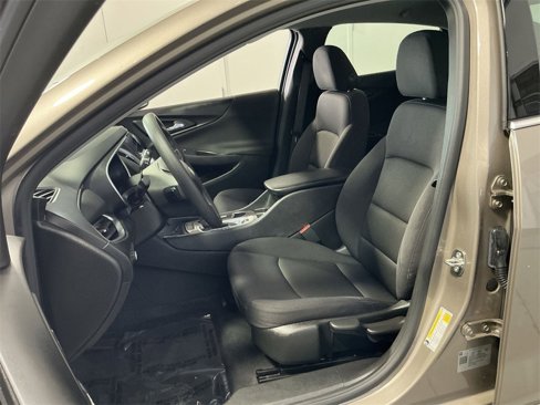Used 2023 Chevrolet Malibu LS image 21
