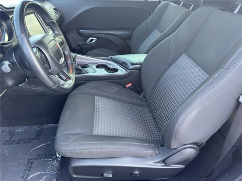 Used 2022 Dodge Challenger SXT w/ Blacktop Package image 15