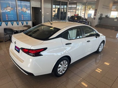Used 2021 Nissan Versa S w/ Trunk Package image 30