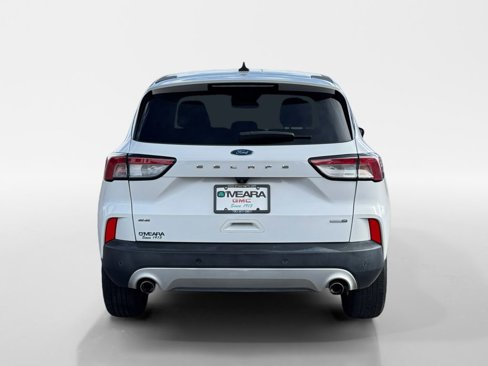 Used 2020 Ford Escape SE image 4