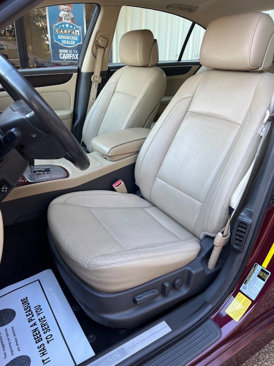 Used 2012 Hyundai Genesis 3.8 w/ Premium Pkg image 10