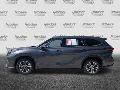 Used 2020 Toyota Highlander XLE image 7