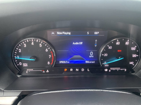Used 2023 Ford Explorer XLT image 16