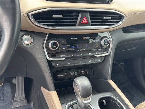 Used 2019 Hyundai Santa Fe FWD image 19
