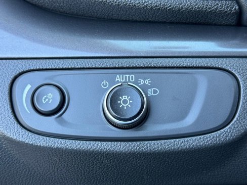 Used 2020 Buick Encore Preferred image 14