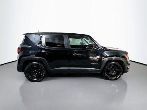 Used 2020 Jeep Renegade Sport image 3