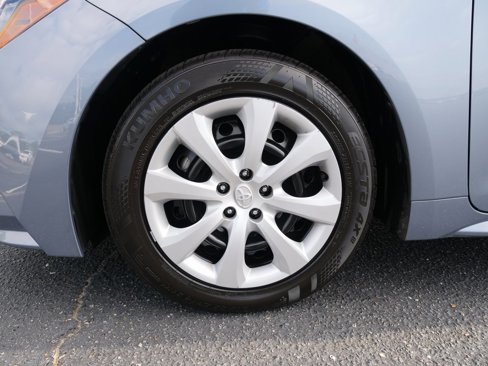 Used 2023 Toyota Corolla LE image 11