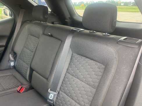 Used 2018 Chevrolet Equinox LT image 34