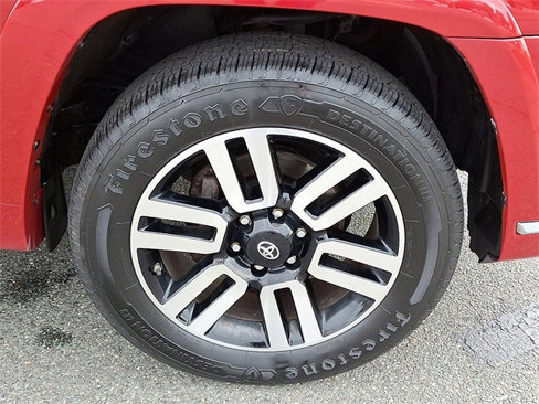Used 2016 Toyota 4Runner Limited image 8