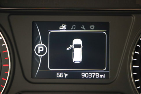 Used 2017 Kia Sorento LX image 16