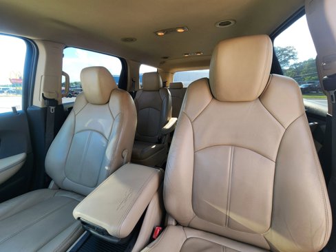 Used 2012 GMC Acadia SLT image 12