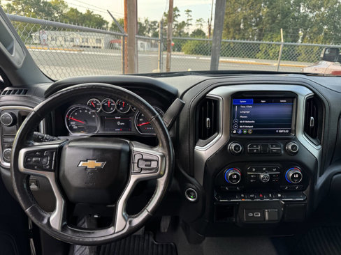 Used 2021 Chevrolet Silverado 1500 LT w/ LPO, Dark Essentials Package image 29