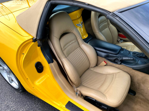 Used 2003 Chevrolet Corvette Convertible w/ Preferred Equipment Group1 image 29