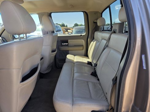 Used 2004 Ford F150 Lariat image 12