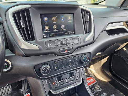 Used 2020 GMC Terrain SLE image 20