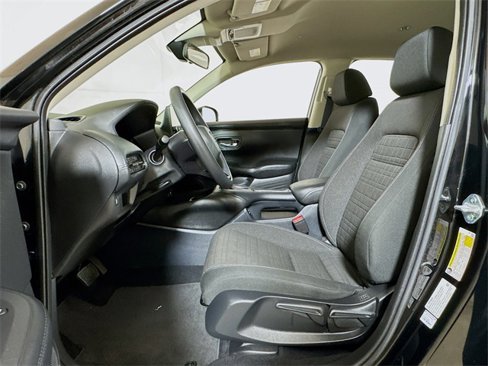 Used 2024 Honda HR-V LX image 17