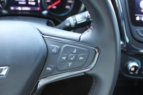 Used 2022 Chevrolet Equinox RS w/ Infotainment Package image 21