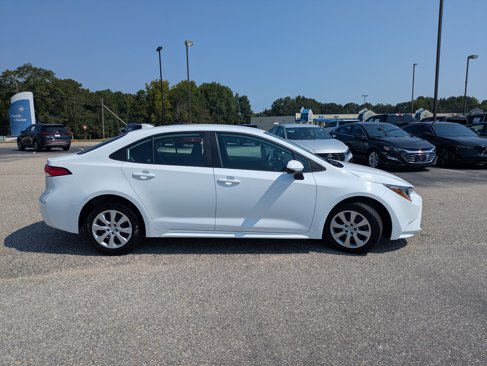 Used 2024 Toyota Corolla LE image 6