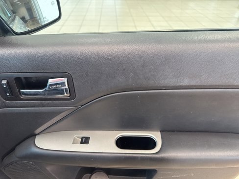 Used 2011 Ford Fusion SEL w/ 301A Rapid Spec Order Code image 19